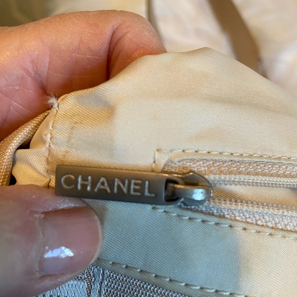 Chanel Taupe Travel Ligne Nylon/Leather Tote - Picture 14 of 16